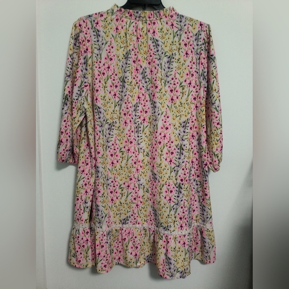 Crown & Ivy / Wild Flowers Dress / Size 2X / NWOT - Picture 3 of 6